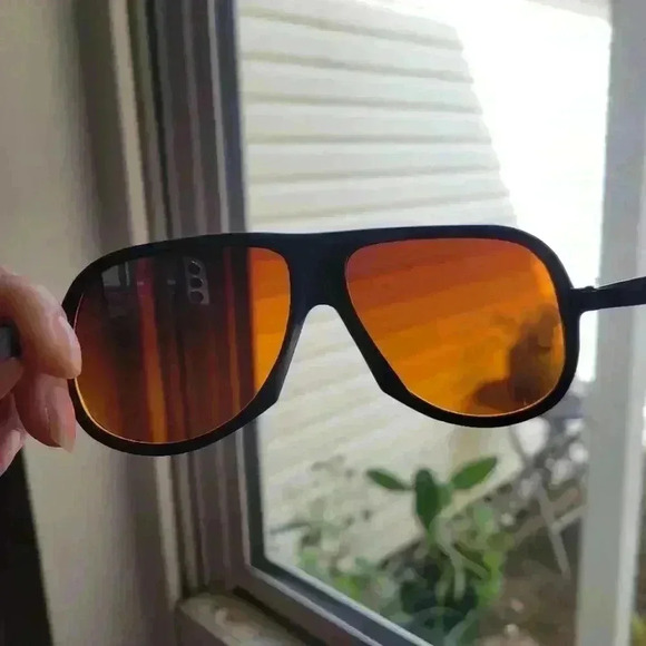 VINTAGE BLUES BROWN/ORANGE PILOT SUNGLASSES BLACK FRAME PLASTIC - Picture 3 of 9